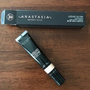 Anastasia Beverly Hills Liquid Glow - Perla